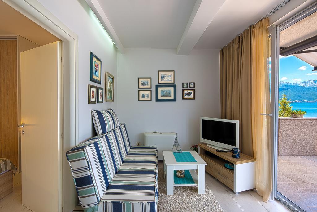 Aruba Apartments Тиват Екстер'єр фото