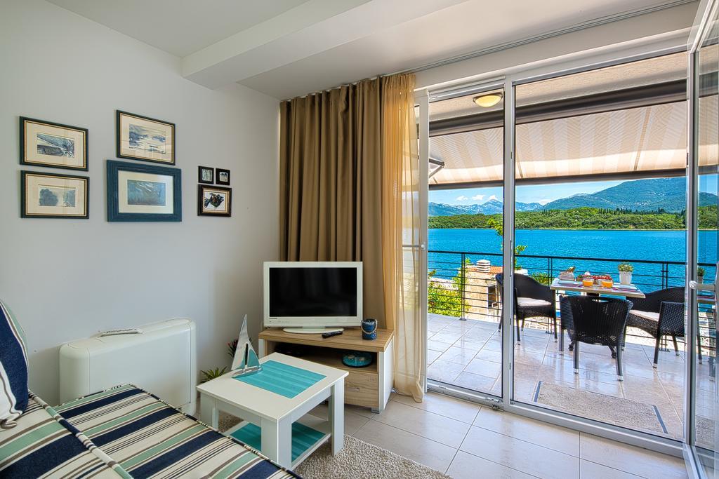 Aruba Apartments Тиват Екстер'єр фото