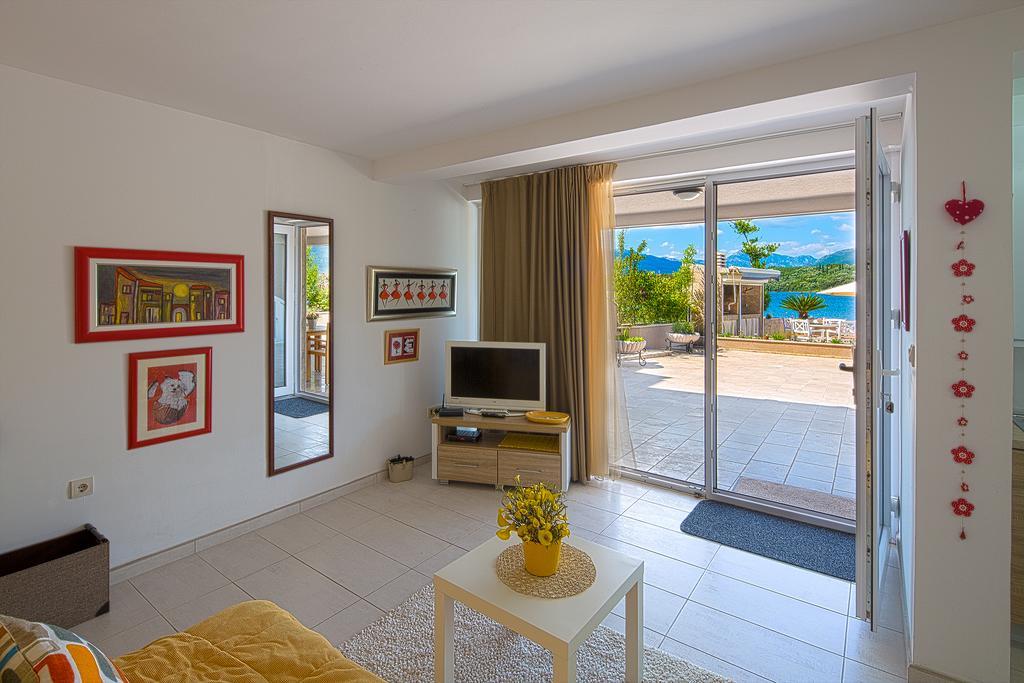 Aruba Apartments Тиват Екстер'єр фото