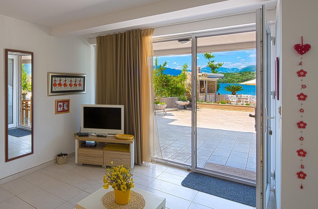 Aruba Apartments Тиват Екстер'єр фото